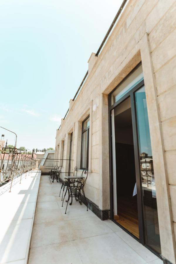 Hotel Verdzi Koutaïssi Extérieur photo