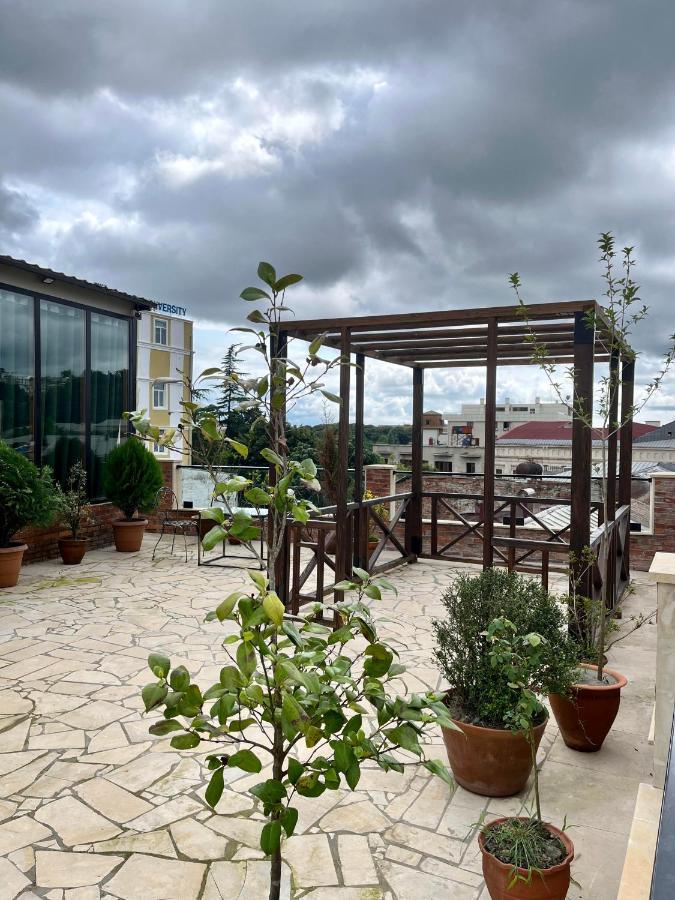 Hotel Verdzi Koutaïssi Extérieur photo